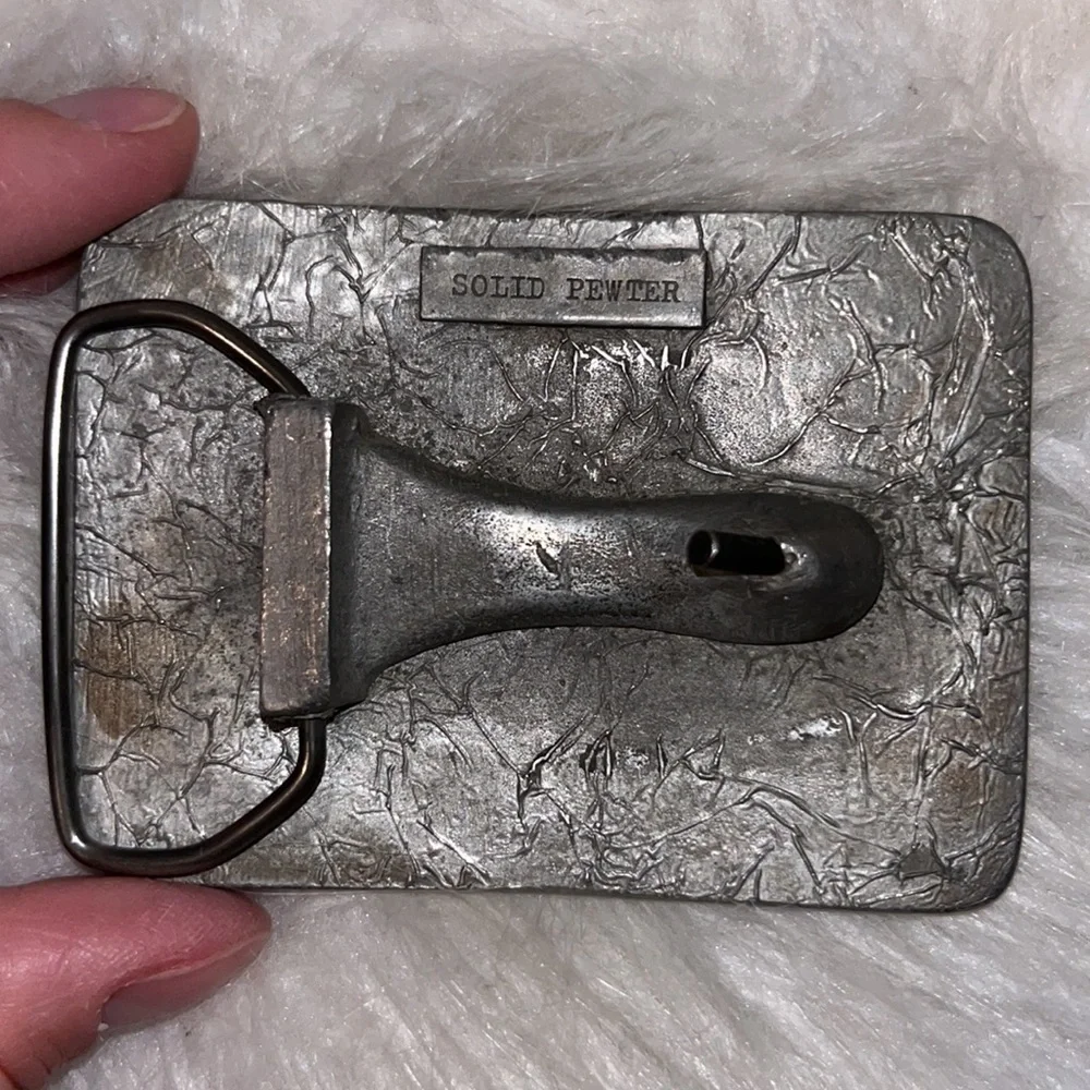 Solid pewter international truck trucking belt buckle vintage - Picture 4 of 5